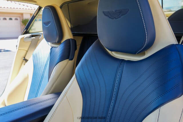 2019 Aston Martin DB11 Volante