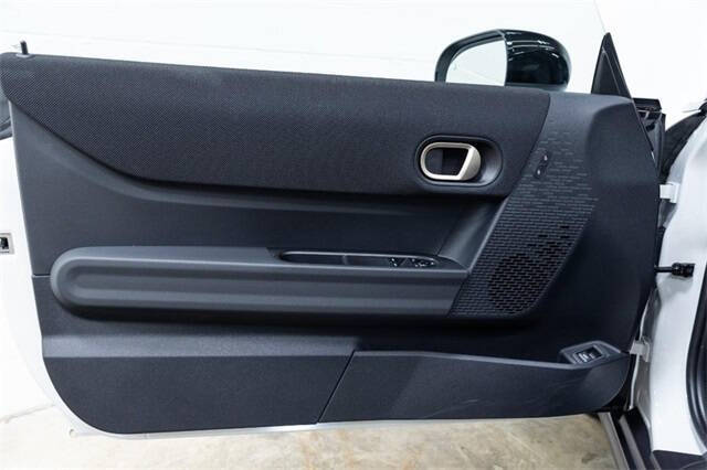 2025 MINI Hardtop 2 Door Cooper Signature Trim