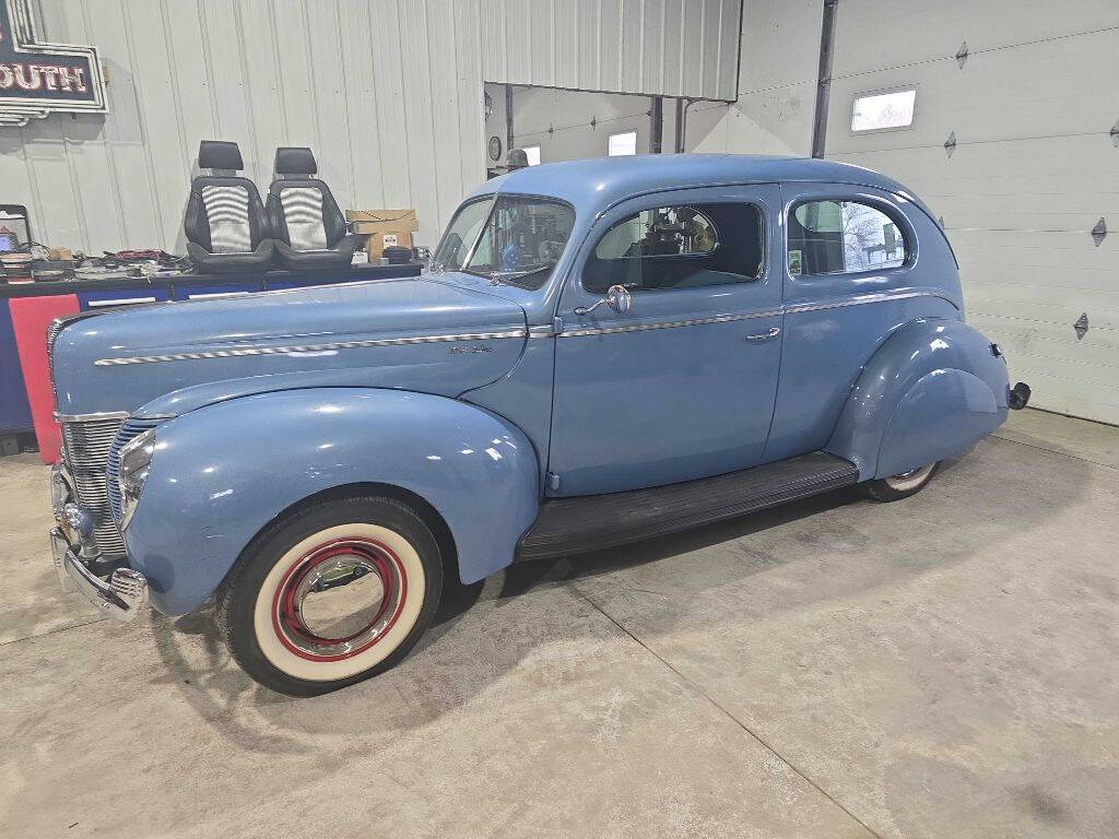 1940 Ford DELUXE V8 3