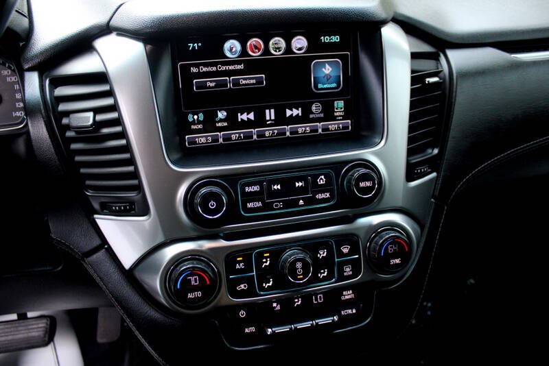 2017 Chevrolet Suburban LS