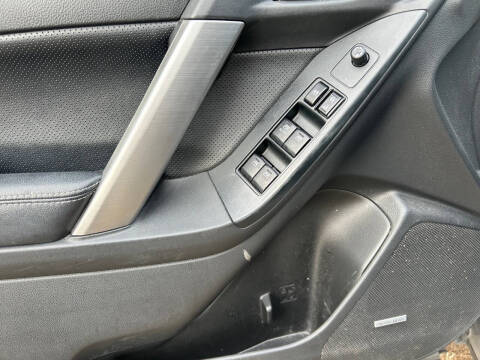 2015 Subaru Forester 2.0XT Touring