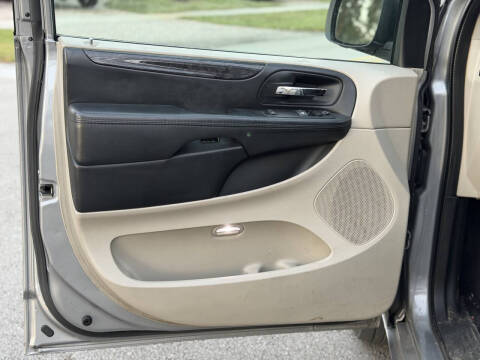 2015 Dodge Grand Caravan SE Plus