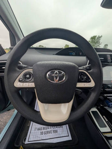 2016 Toyota Prius Three