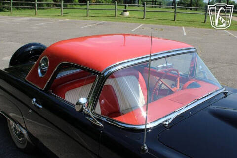 1956 Ford Thunderbird