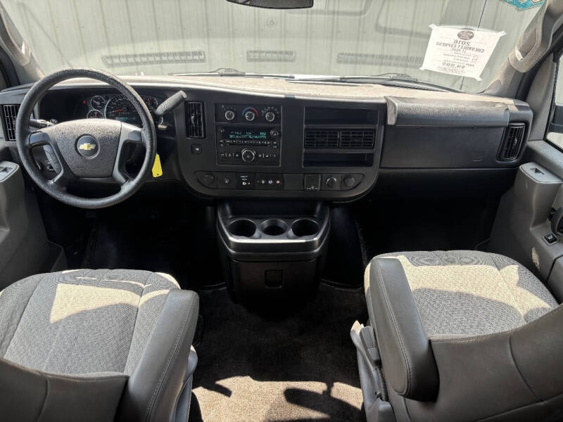 2016 Chevrolet Express LT 3500
