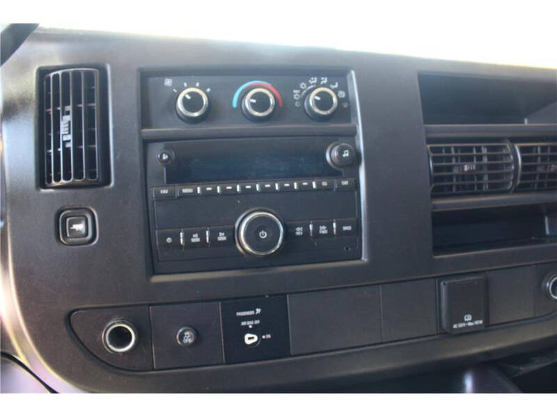 2020 GMC Savana 2500