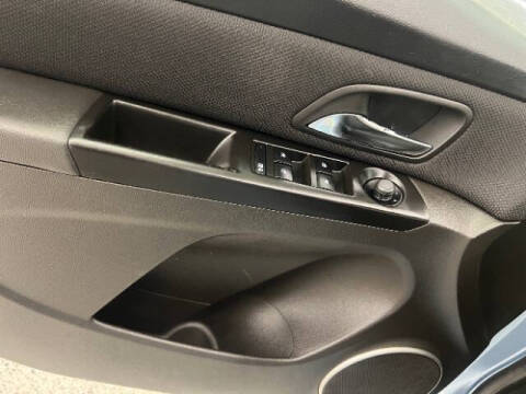 2011 Chevrolet Cruze LT