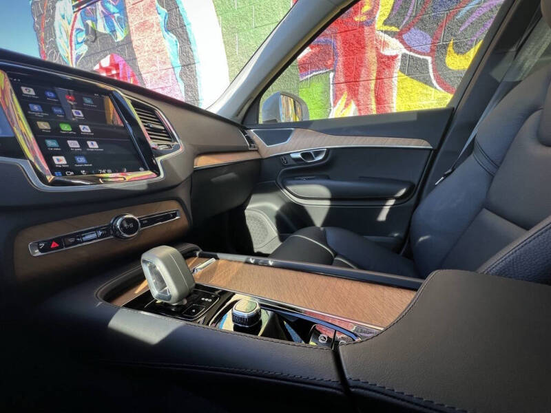 2024 Volvo XC90 B6 Plus Bright Theme 6P