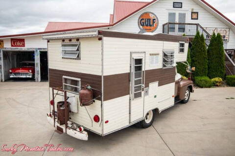 1951 International L-130