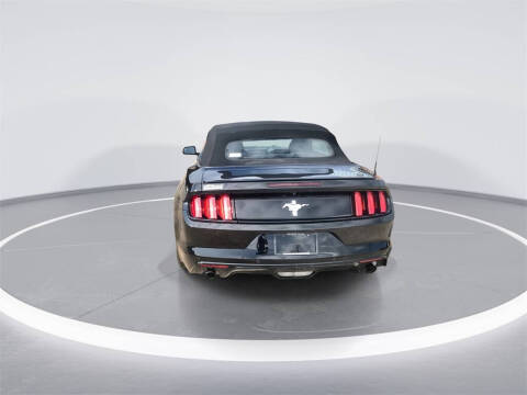 2015 Ford Mustang V6