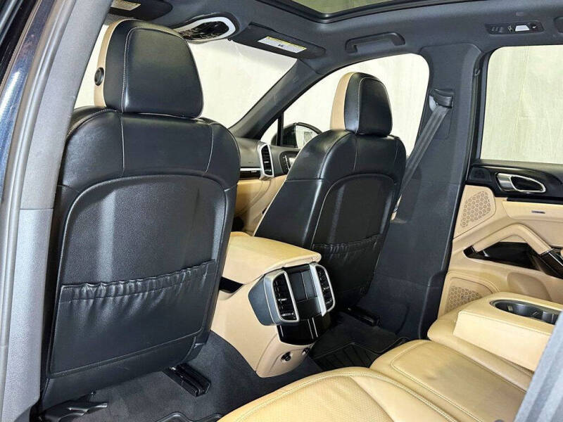 2016 Porsche Cayenne