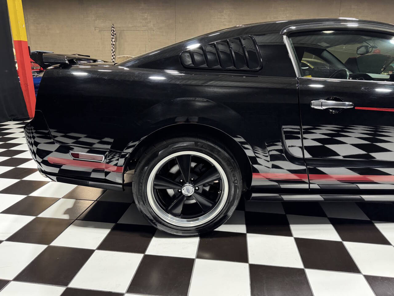 2008 Ford Mustang 26