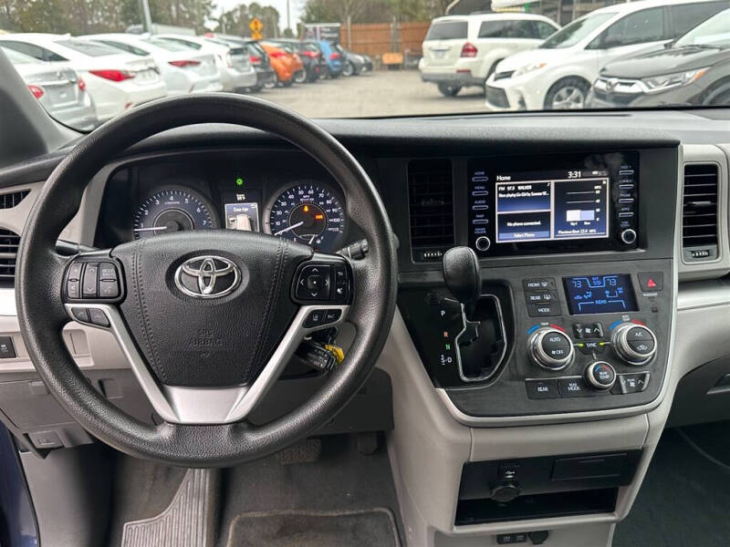 2020 Toyota Sienna L 7-Passenger