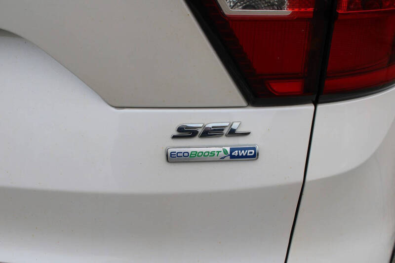 2019 Ford Escape SEL