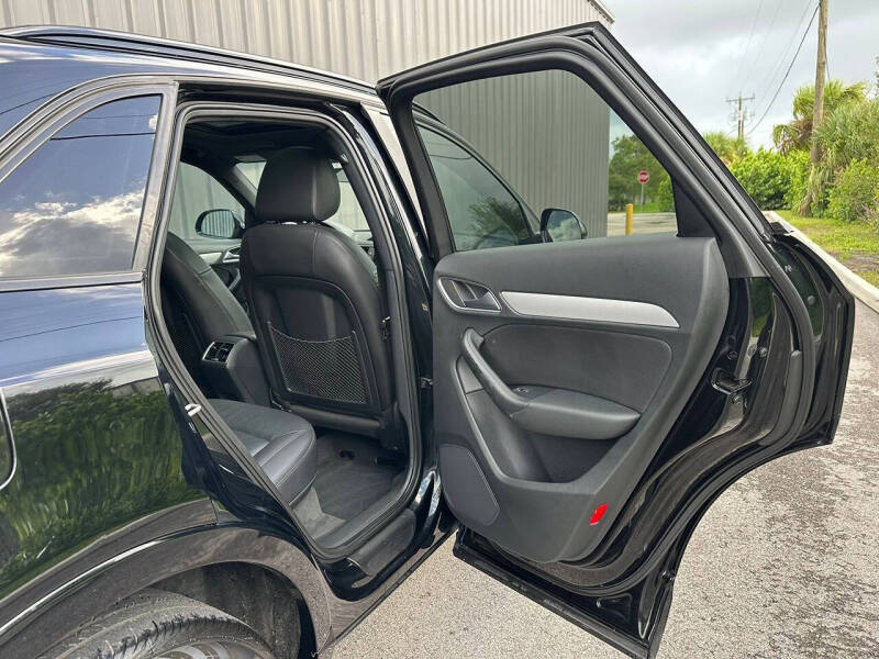 2017 Audi Q3 2.0T Premium