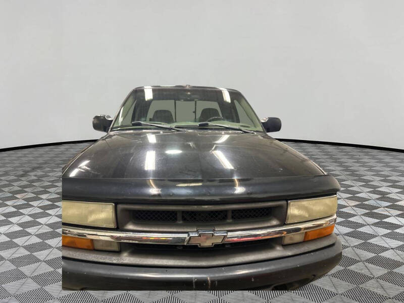 2003 Chevrolet S-10 LS