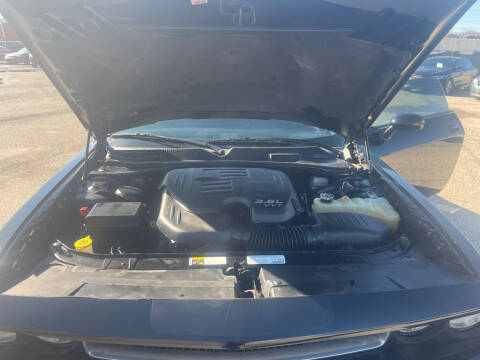 2013 Dodge Challenger SXT