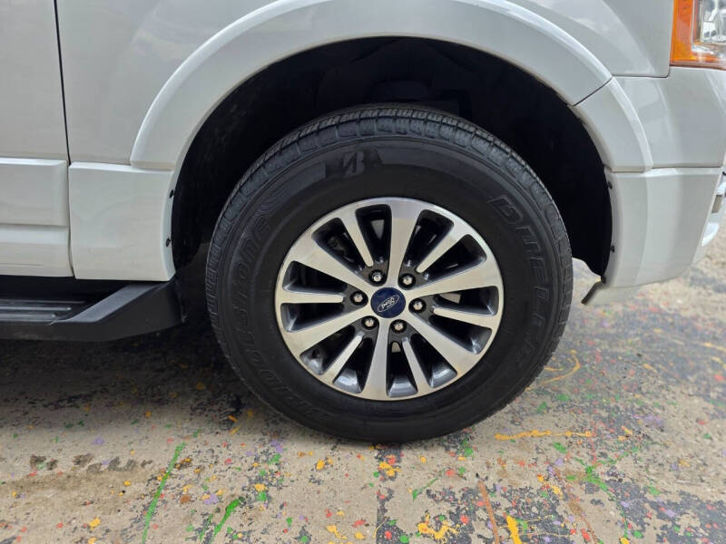 2017 Ford Expedition XLT