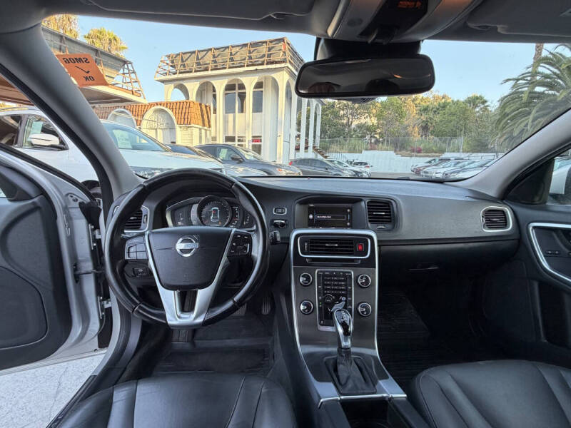 2015 Volvo V60 T5 Premier