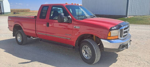 2000 Ford F-350 Super Duty for sale at ARK AUTO LLC in Roanoke IL