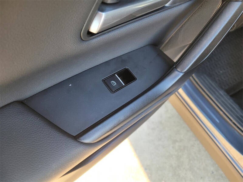 2025 Mazda CX-50 2.5 S Preferred