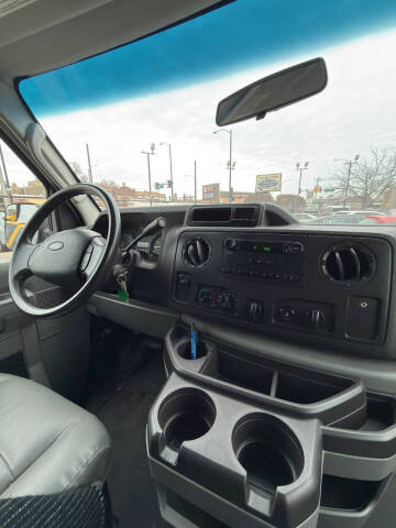 2014 Ford E-Series E-250