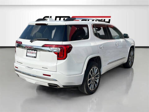 2023 GMC Acadia Denali