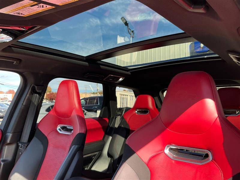 2021 Land Rover Range Rover Sport SVR