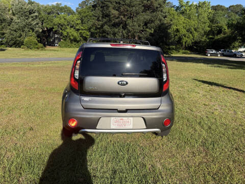 2017 Kia Soul +