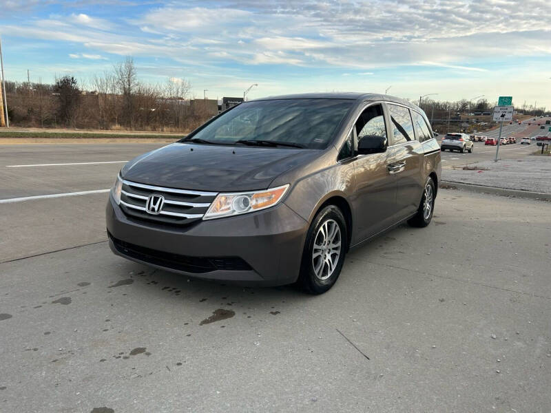 2011 Honda Odyssey for sale at Dutch and Dillon Car Sales in Lee's Summit MO