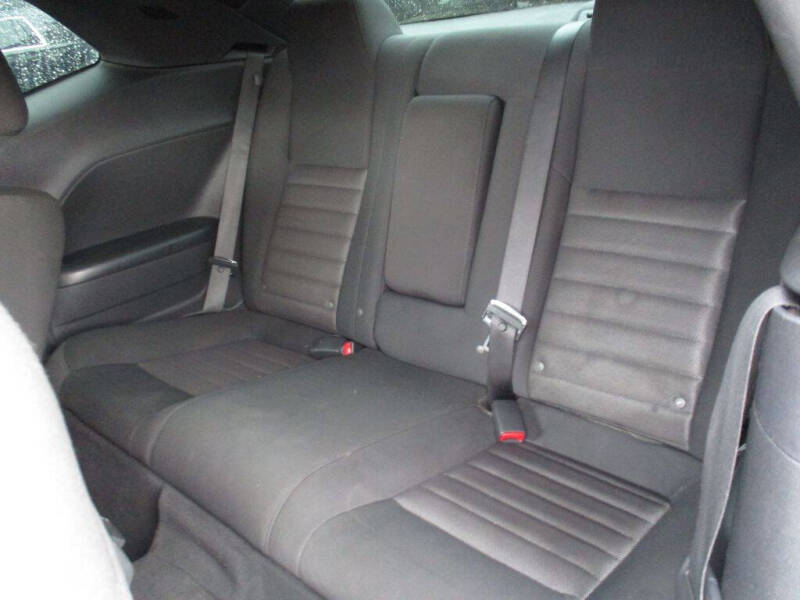 2010 Dodge Challenger SE