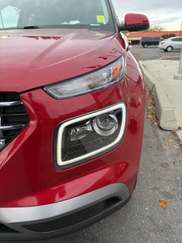 2023 Hyundai Venue Limited