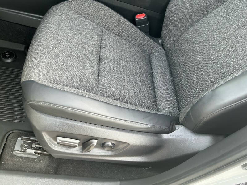 2023 Toyota Crown XLE