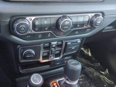 2026 Jeep Gladiator Sahara