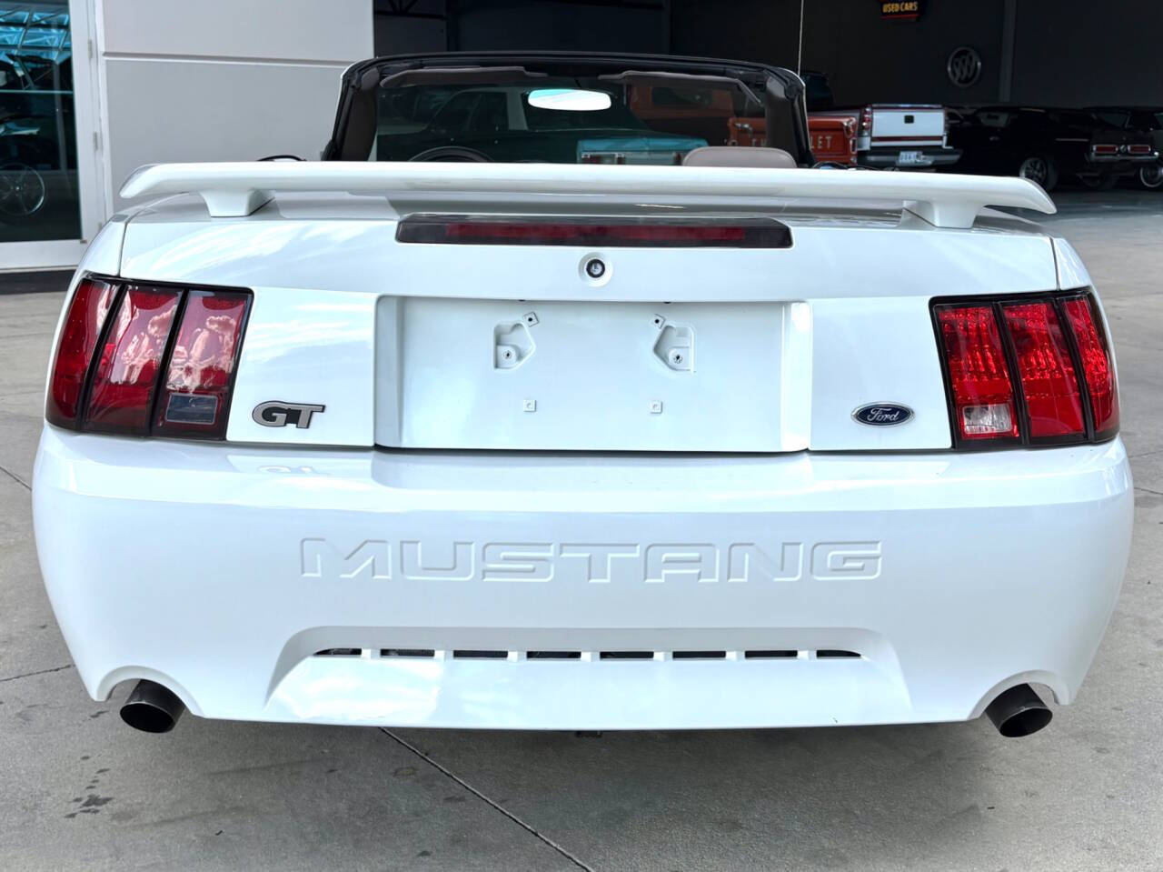 2001 Ford Mustang 7