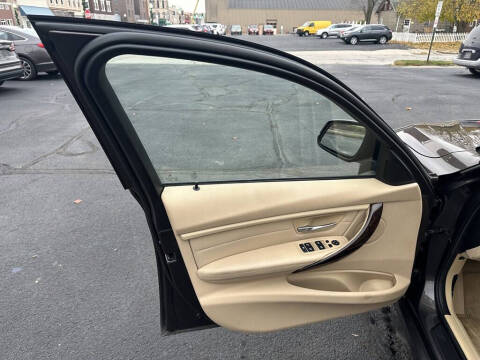 2013 BMW 3 Series 328i xDrive