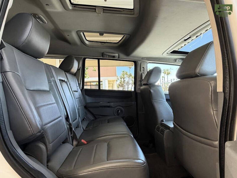 2007 Jeep Commander Sport