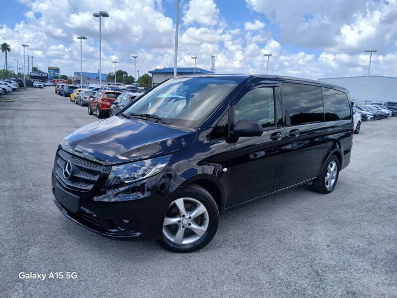 2017 Mercedes-Benz Metris