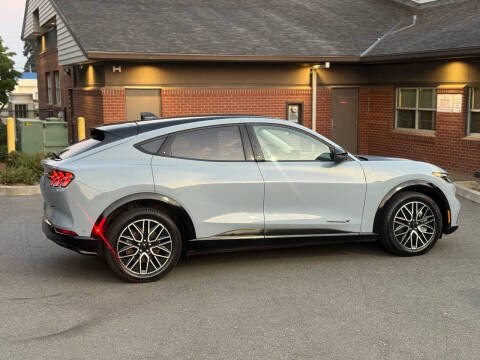 2024 Ford Mustang Mach-E Premium