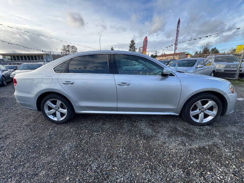2015 Volkswagen Passat 1.8T Limited Edition