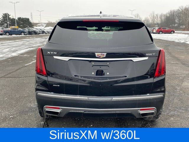 2022 Cadillac XT5 Premium Luxury