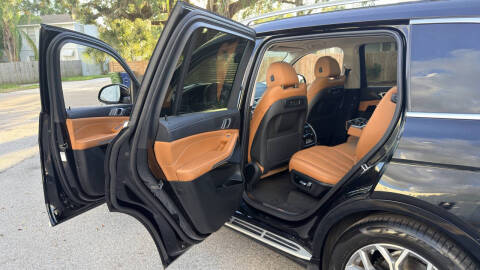 2021 BMW X7 xDrive40i