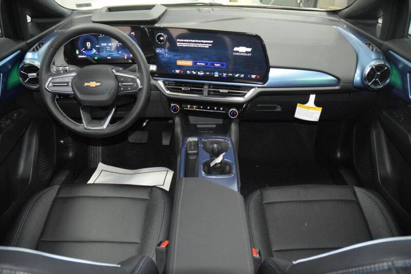 2026 Chevrolet Equinox EV LT 2