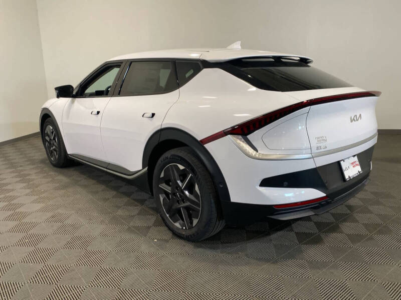 2025 Kia EV6 Light Long Range