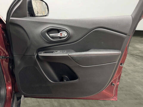 2020 Jeep Cherokee Trailhawk