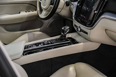 2019 Volvo S60 T5 Momentum