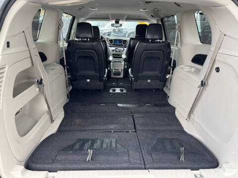 2018 Chrysler Pacifica Touring L