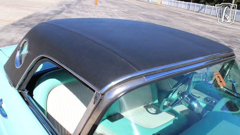 1955 Ford Thunderbird