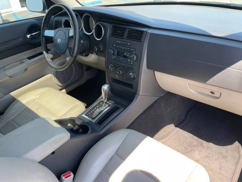 2005 Dodge Magnum SXT