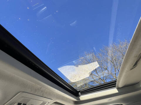 2011 Cadillac Escalade ESV Luxury